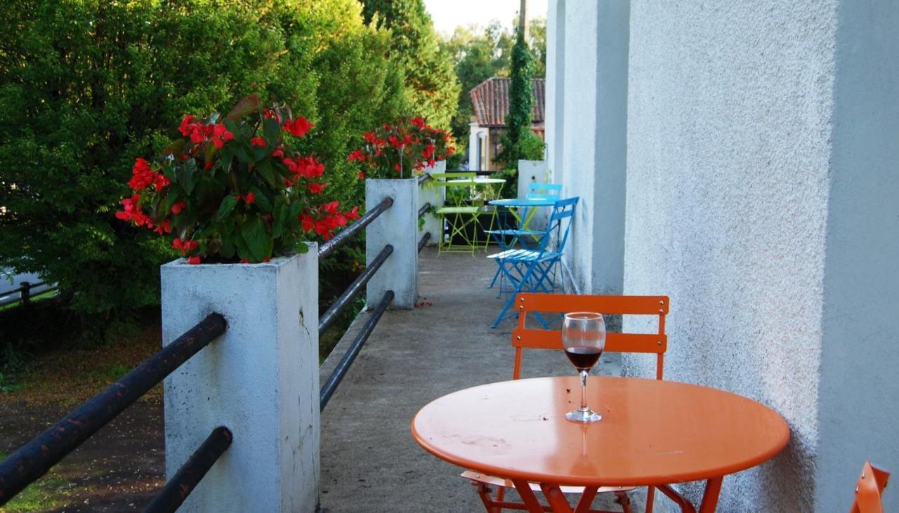 White Grape Inn Piegut-Pluviers Ngoại thất bức ảnh